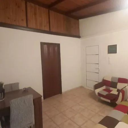 Holiday home Philip & Vivian's House Vinglafia