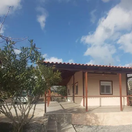 Philip & Vivian's House Holiday home Vinglafia