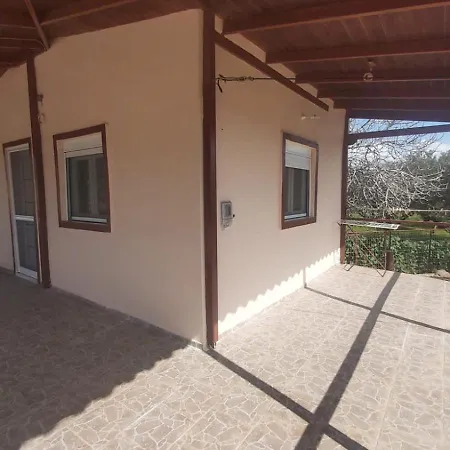 Philip & Vivian's House Hébergement de vacances *